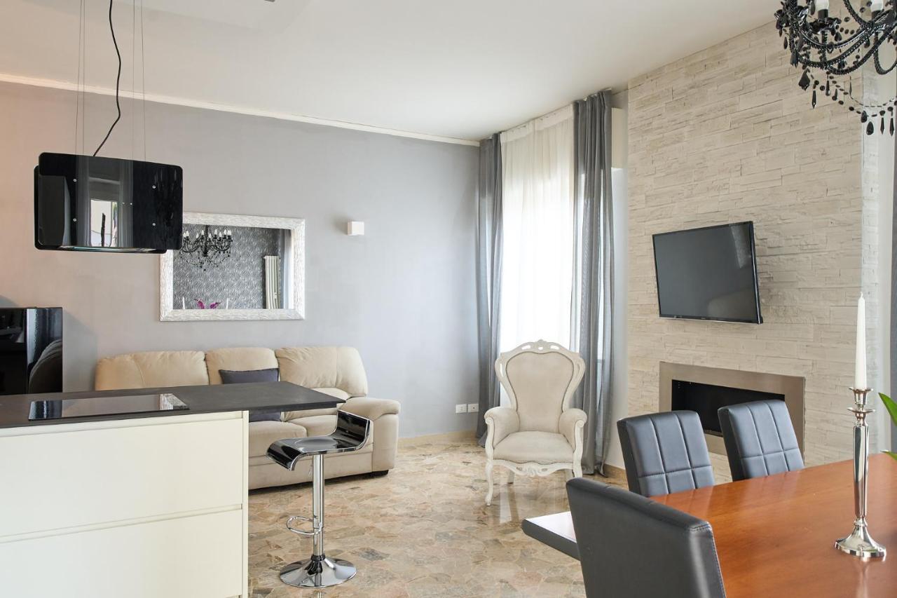 Elegant & Spacious - 30 Min From Venice - King Beds! Treviso Esterno foto
