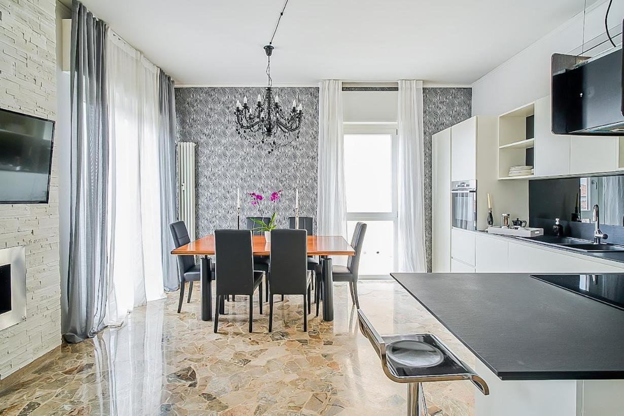 Elegant & Spacious - 30 Min From Venice - King Beds! Treviso Esterno foto
